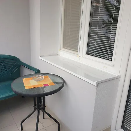 Appartement & Parking *